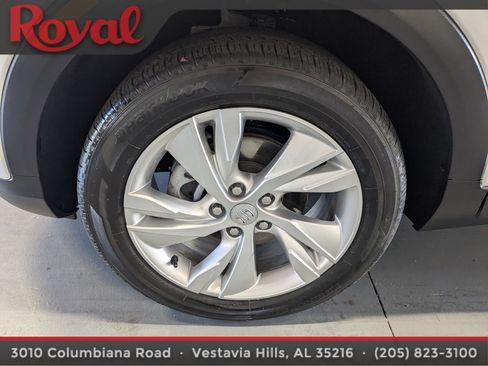 Used 2025 Buick Encore GX Preferred AWD/4WD image 24