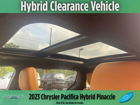 New 2023 Chrysler Pacifica Pinnacle image 38