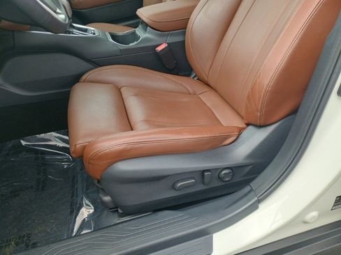 Certified 2023 Subaru Outback Touring XT image 13