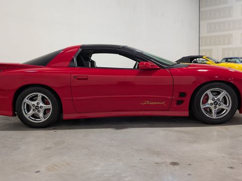 Used 2002 Pontiac Firebird Trans Am w/ SLP Firehawk Pkg RWD image 18