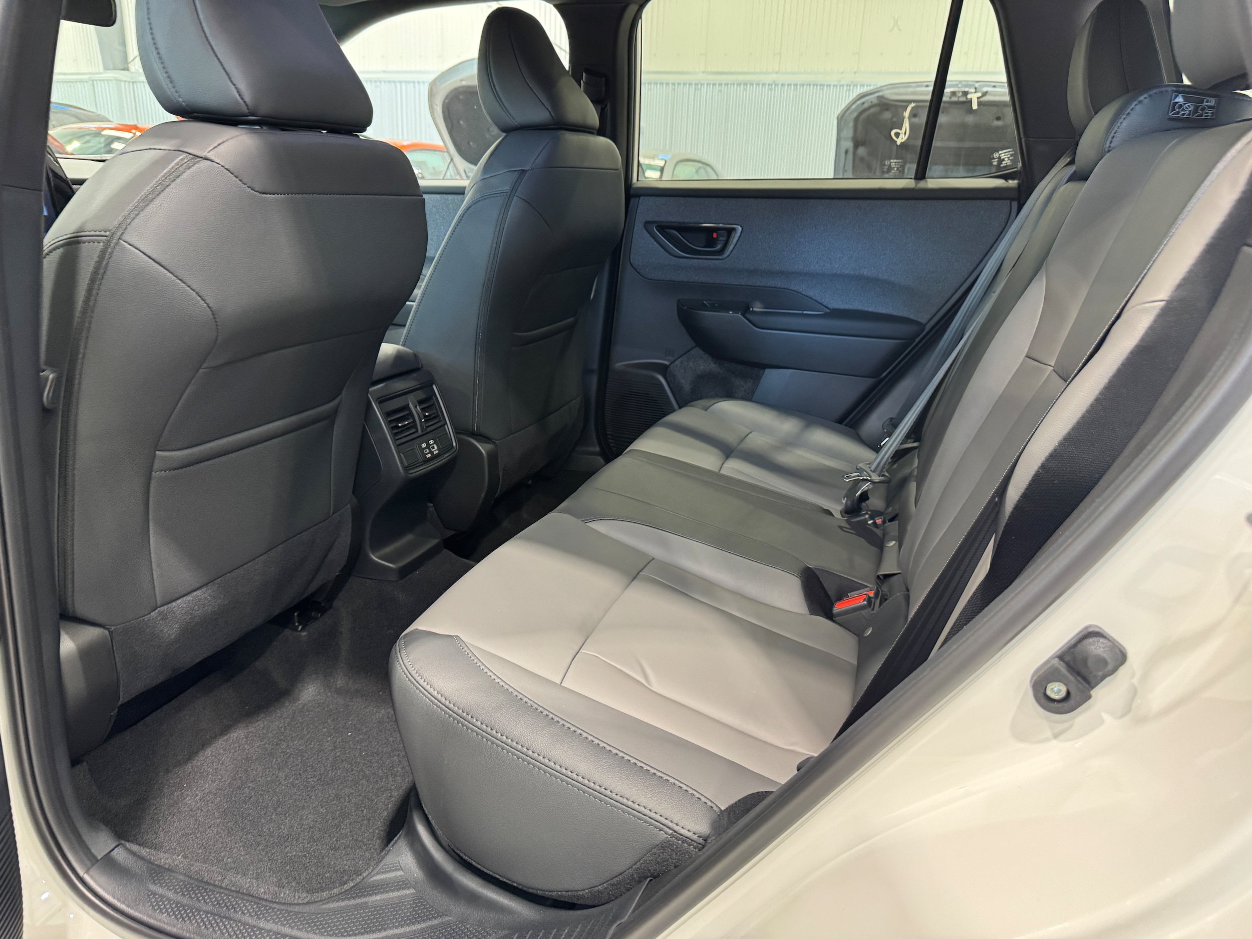 New 2026 Subaru Outback Limited AWD/4WD image 8