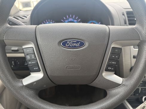 Used 2012 Ford Fusion SE image 25