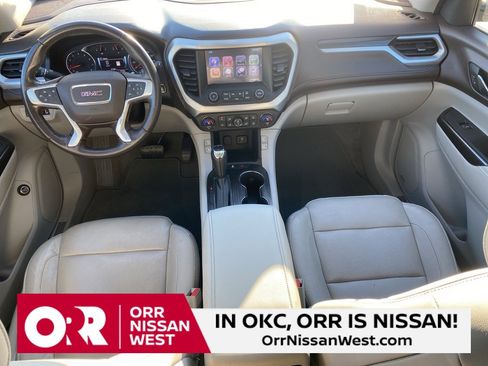 Used 2017 GMC Acadia SLT w/ LPO, Cargo Package image 19