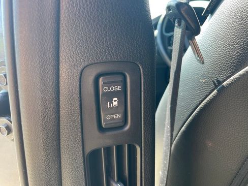 Used 2022 Honda Odyssey Touring image 13