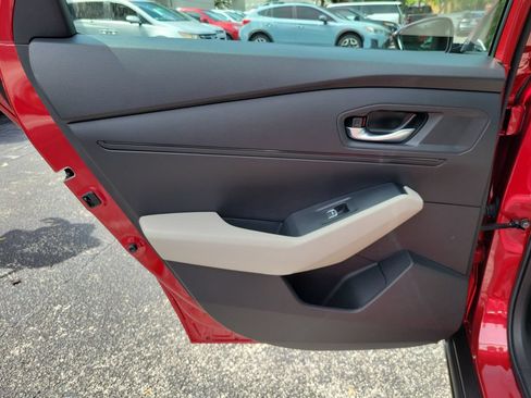 Used 2025 Honda Accord LX image 11