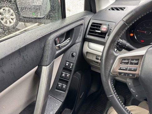 Used 2015 Subaru Forester 2.5i Touring w/ Eyesight & Navigation System AWD/4WD image 2