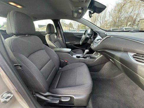 Used 2024 Chevrolet Malibu LT image 23