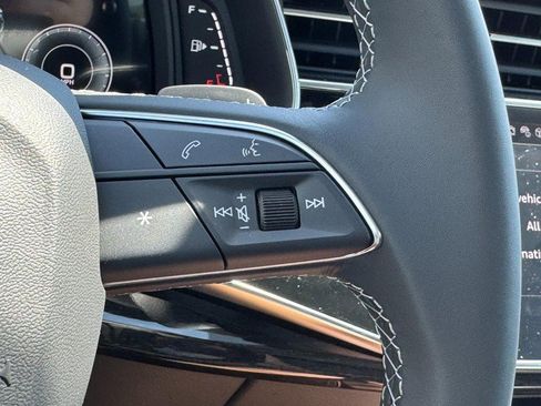 New 2025 Audi Q7 3.0T Premium Plus image 13