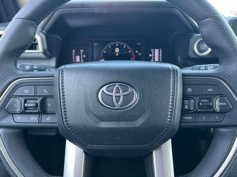 Used 2026 Toyota 4Runner SR5 AWD/4WD image 22