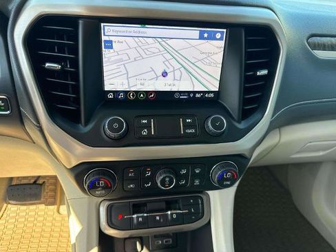 Used 2023 GMC Acadia Denali FWD image 25