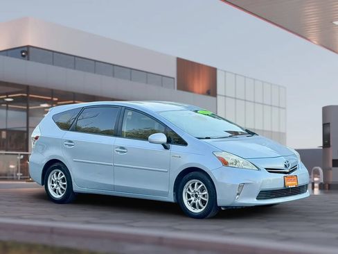 Used 2012 Toyota Prius V Two FWD image 12