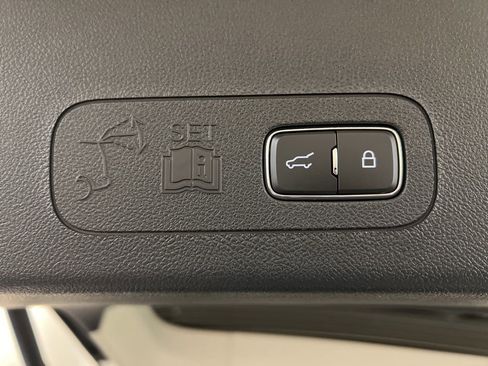 New 2026 Lincoln Aviator AWD image 40