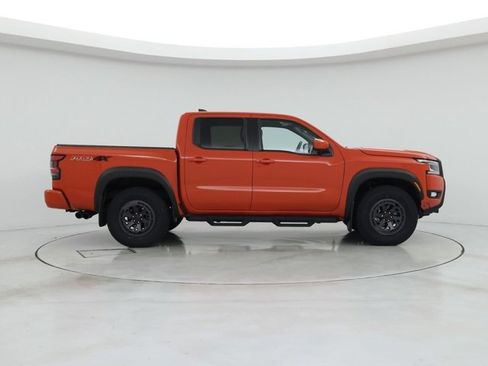 Used 2025 Nissan Frontier PRO-4X w/ Pro Convenience Package image 1