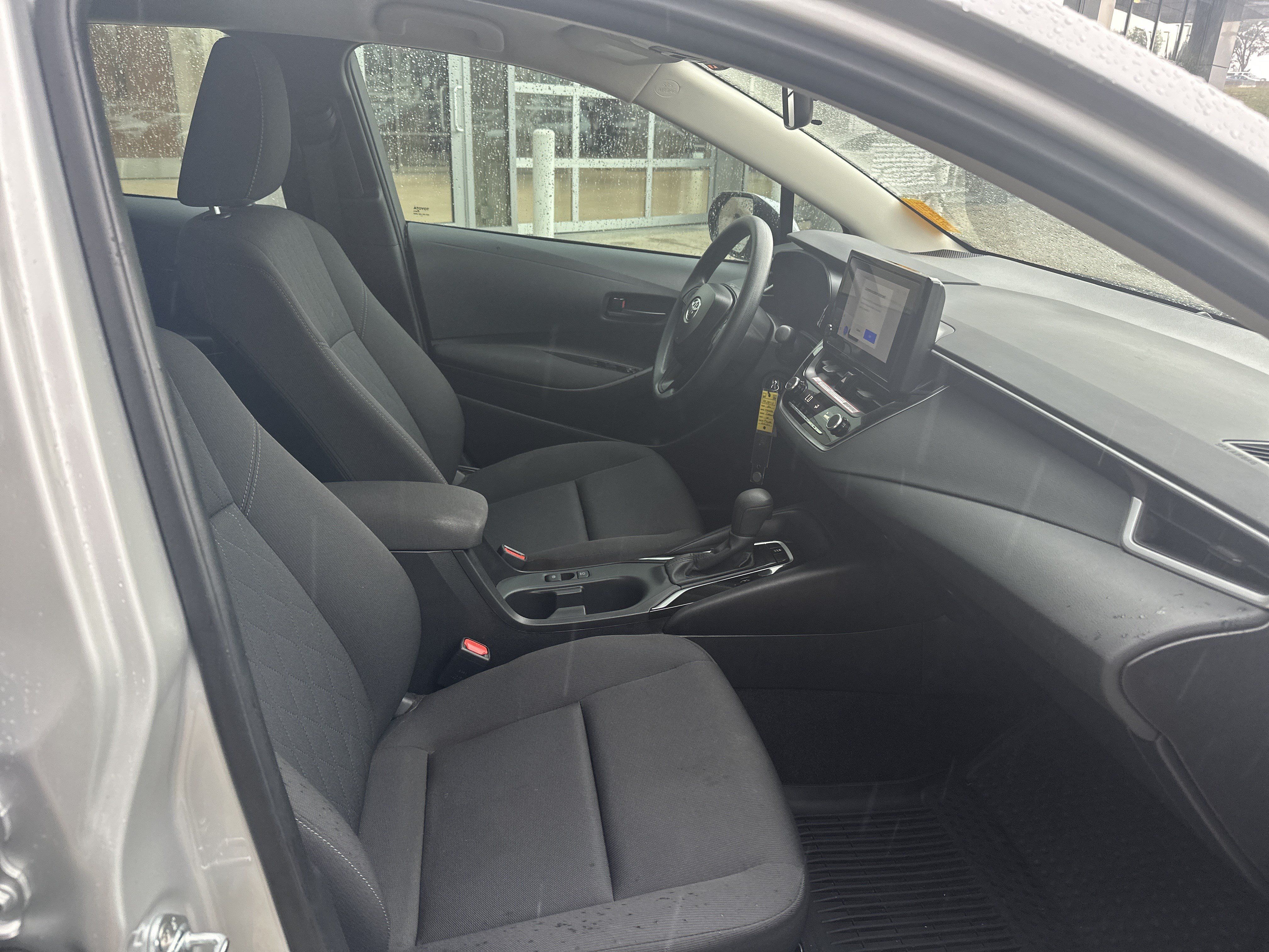 Used 2026 Toyota Corolla LE FWD image 28