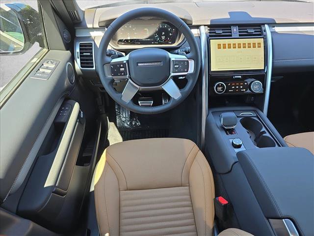 New 2026 Land Rover Discovery Dynamic SE AWD/4WD image 16