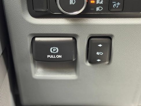 Used 2022 Ford F150 Lariat w/ Equipment Group 502A High AWD/4WD image 28