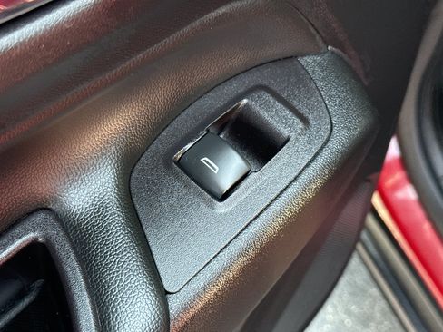 Certified 2021 Chevrolet Equinox LT FWD image 30