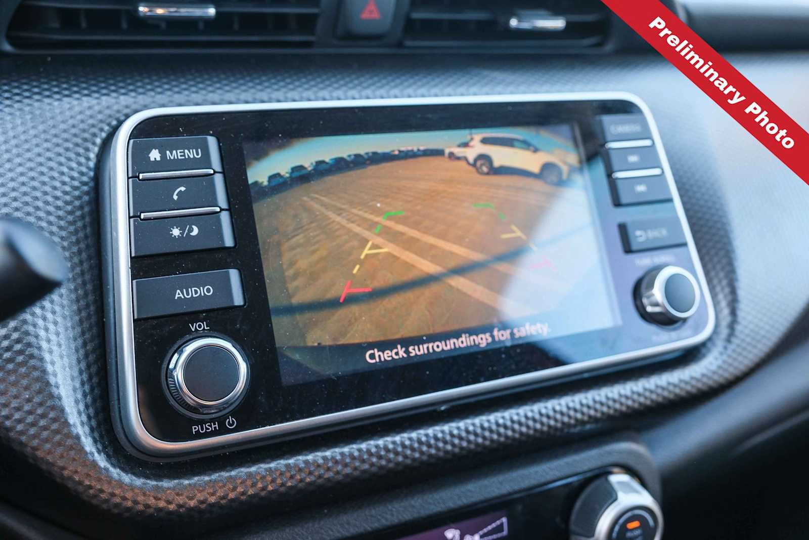 Used 2019 Nissan Kicks SV FWD image 20