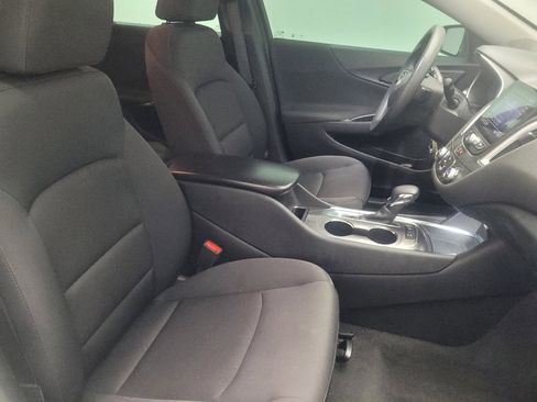 Used 2021 Chevrolet Malibu LS w/ Driver Confidence Package FWD image 21