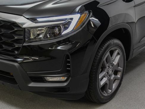 Used 2023 Honda Passport EX-L image 5