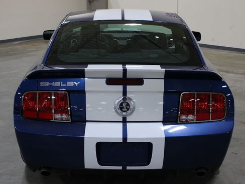 Used 2007 Ford Mustang Shelby GT500 RWD image 23