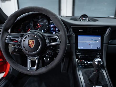 Used 2017 Porsche 911 Carrera GTS RWD image 44