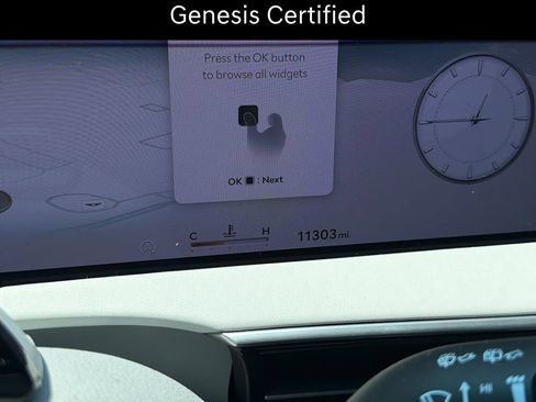 Certified 2026 Genesis GV70 2.5T Advanced AWD/4WD image 22
