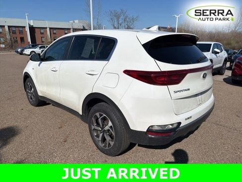 Used 2020 Kia Sportage LX w/ LX Popular Package image 4