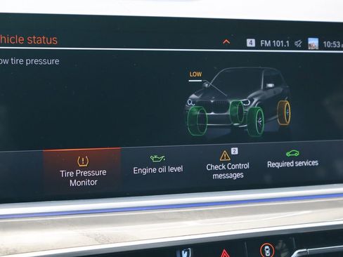 Used 2022 BMW X5 M50i w/ Executive Package image 38