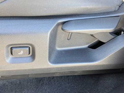 Used 2024 Toyota Tacoma SR image 21