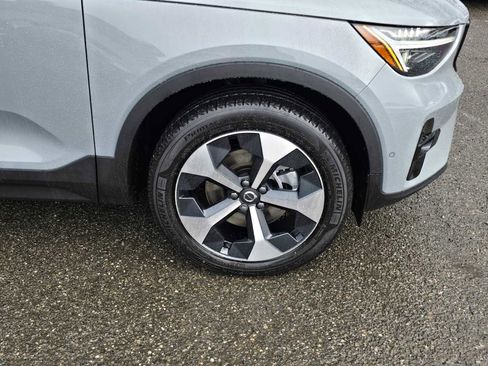 New 2026 Volvo XC40 B5 Plus w/ Protection Package Premier image 9