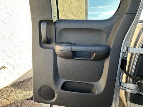 Used 2010 Chevrolet Silverado 1500 LT w/ Power Pack Plus image 16