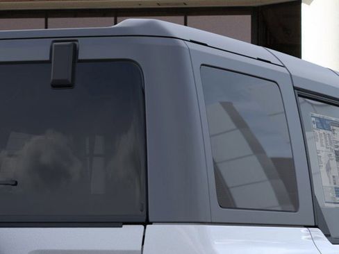New 2025 Ford Bronco 4-Door image 25