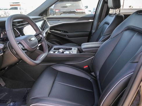 New 2025 Jeep Wagoneer S Limited image 18