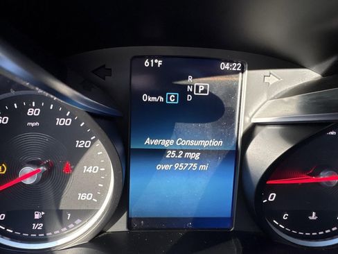 Used 2019 Mercedes-Benz C 300 Sedan image 30