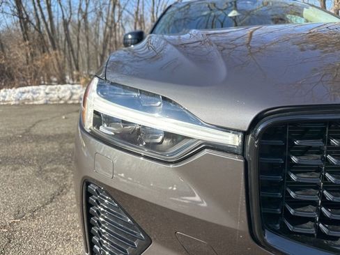 Certified 2023 Volvo XC60 B5 Plus w/ Climate Package image 12