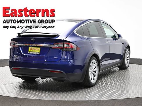 Used 2017 Tesla Model X 75D AWD/4WD image 5
