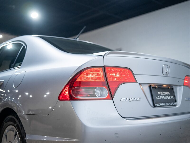 Used 2007 Honda Civic Hybrid Sedan image 14