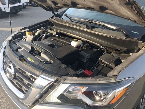 Used 2019 Nissan Pathfinder Platinum w/ Cargo Package image 47