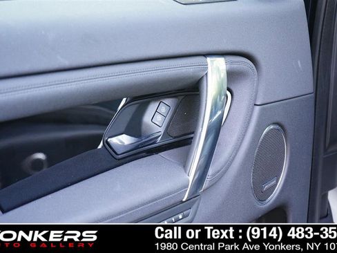 Used 2022 Land Rover Discovery Sport S image 28