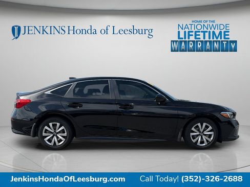 Used 2023 Honda Civic LX image 3