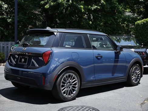 Used 2025 MINI Cooper S FWD image 7
