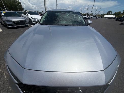Certified 2025 Honda Accord LX image 20