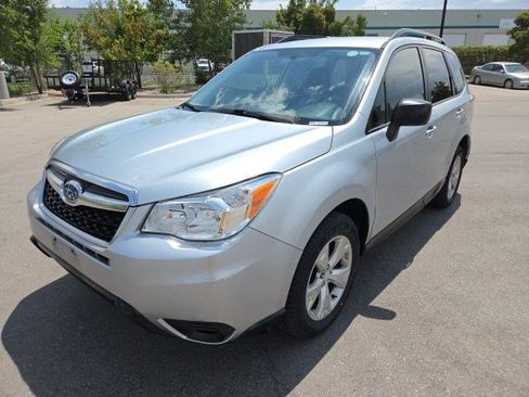 Used 2015 Subaru Forester 2.5i w/ Alloy Wheel Package AWD/4WD image 8