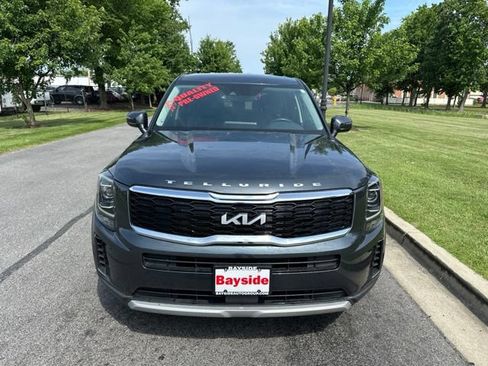 Used 2022 Kia Telluride LX AWD/4WD image 4