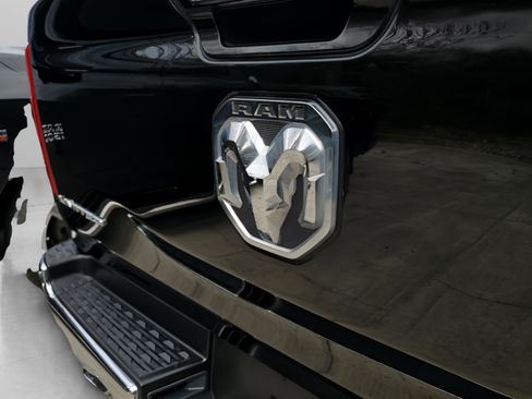 Used 2022 RAM 1500 Limited w/ Bed Utility Group image 28