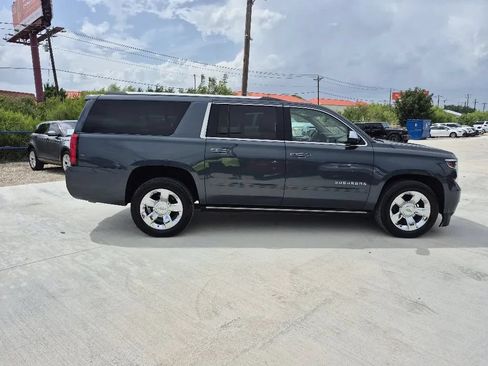 Used 2020 Chevrolet Suburban Premier RWD image 4