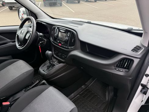 Used 2021 RAM ProMaster City Tradesman SLT w/ Window Group 05 FWD image 6