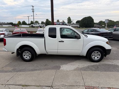 Used 2019 Nissan Frontier S RWD image 4