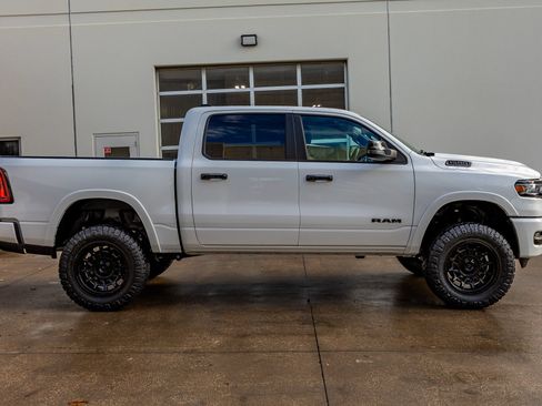 Used 2026 RAM 1500 Big Horn AWD/4WD image 11
